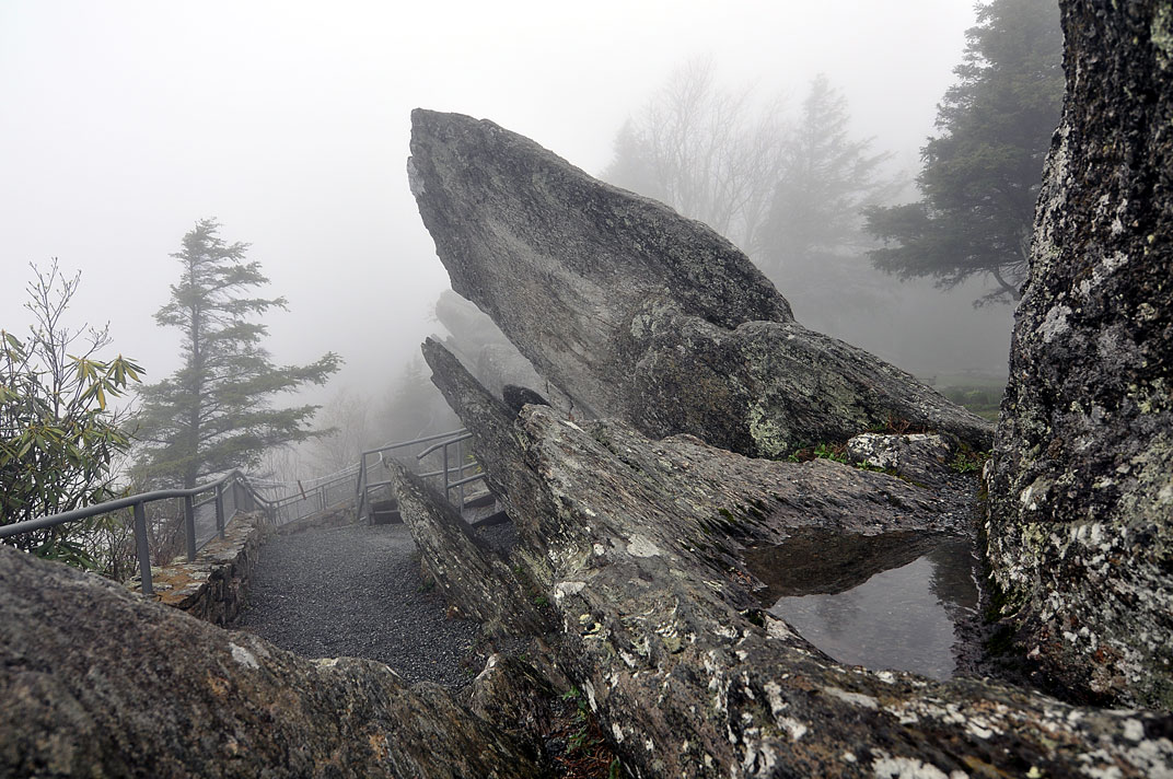 Down North Carolina way is the wonderful town of Blowing Rock, whose eponymous tourist attraction is the state’s oldest, where “snows falls upside down”